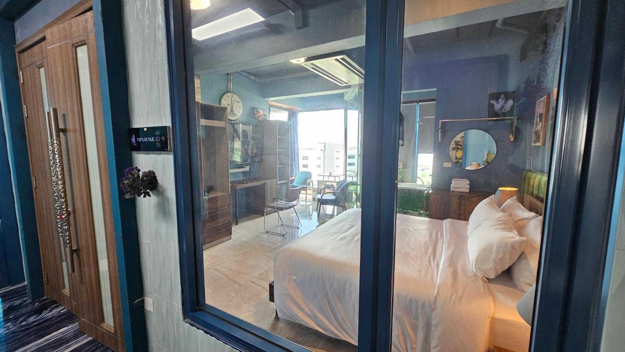 Bluetel Re'Sidence Bangkok Impact - 1 Time Drop-Off Service To Impact パックレット エクステリア 写真